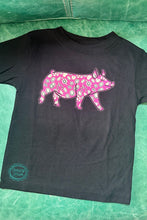 Load image into Gallery viewer, Mini Concho Pig Tee – Black &amp; Pink
