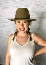 Load image into Gallery viewer, Felt Hat with Leather Trim Tie
