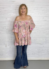 Load image into Gallery viewer, Off-Shoulder Pink Floral Top
